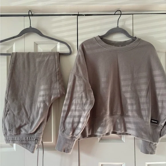 DKNY Taupe Lounge Set - Picture 2 of 7